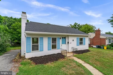 Exterior - 577 Brook Rd, Towson, MD 21286 photo 4 of 11