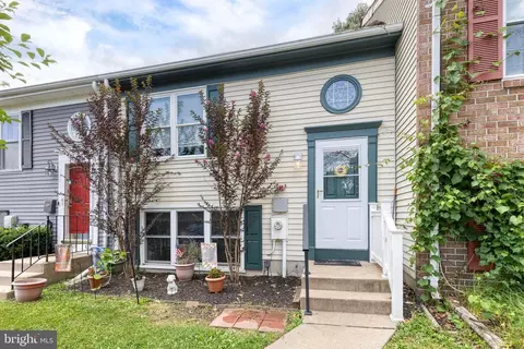 8626 Castlemill Cir, Nottingham, MD 21236