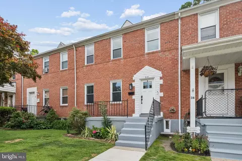 34 Briarwood Rd, Catonsville, MD 21228