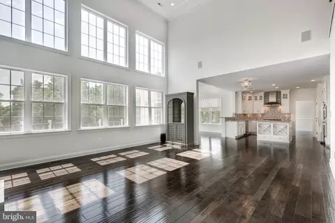 Living - 14307 Oak Meadow Rd, Baldwin, MD 21013 photo 6 of 7