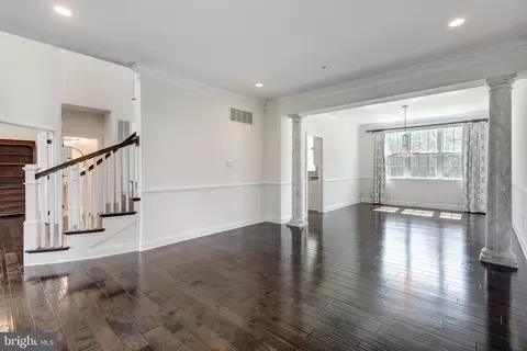 Living - 14307 Oak Meadow Rd, Baldwin, MD 21013 photo 1 of 7