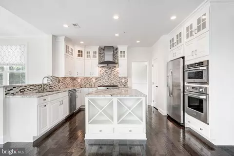 Kitchen - 14307 Oak Meadow Rd, Baldwin, MD 21013 photo 3 of 3