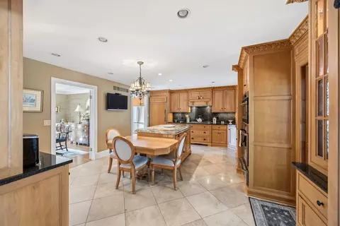 Kitchen - 3625 Stansbury Mill Rd, Phoenix, MD 21131 photo 8 of 9