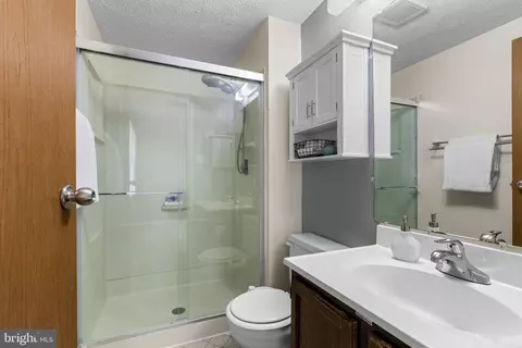 Bath - 8418 Tachbrook Rd, Nottingham, MD 21236 photo 2 of 3
