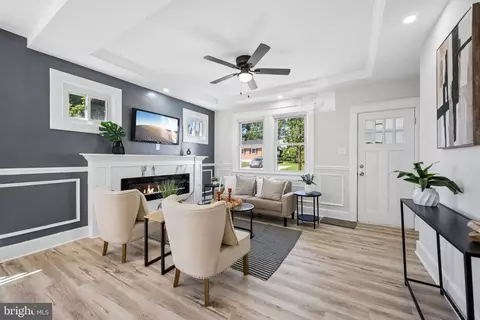 517 Valcour Rd, Catonsville, MD 21228