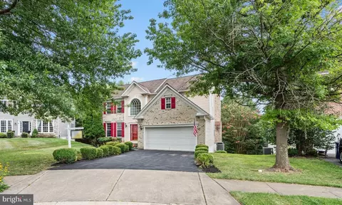 11 Brook Hill Ct, Cockeysville, MD 21030