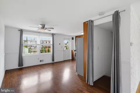 Entry Way - 3256 Ryerson Cir, Halethorpe, MD 21227 photo 1 of 1