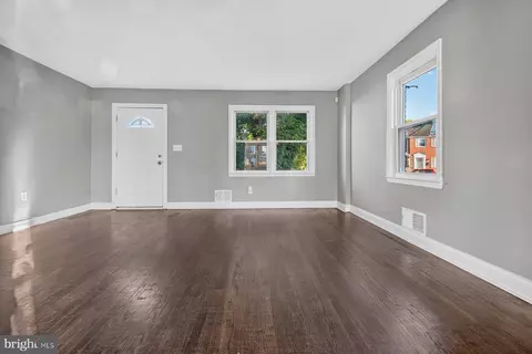 Living - 2112 Firethorn Rd, Middle River, MD 21220 photo 2 of 3