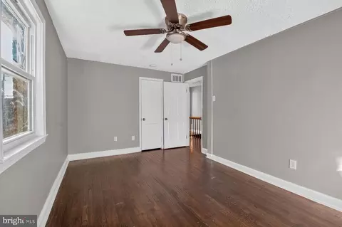 Entry Way - 2112 Firethorn Rd, Middle River, MD 21220 photo 4 of 5