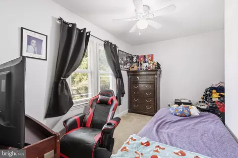 Bedroom - 4413 Maple Ave, Halethorpe, MD 21227 photo 3 of 5