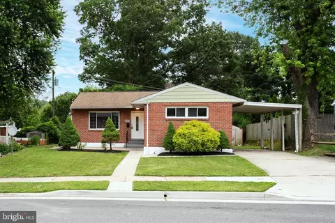 8703 Edgefield Rd, Parkville, MD 21234