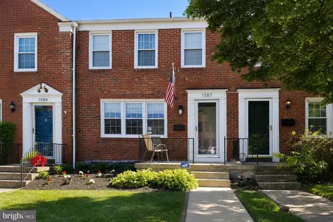 1587 Doxbury Rd, Towson, MD 21286