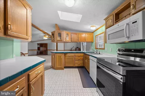 3306 Everlasting Ln, Middle River, MD 21220 photo 12