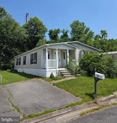 24 Tearose Dr, Middle River, MD 21220 photo 4