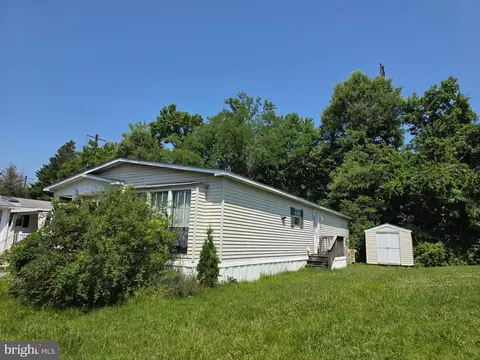 24 Tearose Dr, Middle River, MD 21220 photo 3