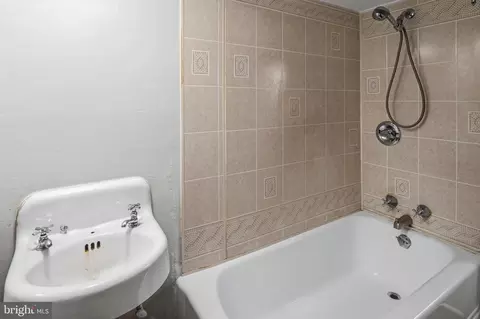 Other - 910 Saint Charles Ave, Baltimore, MD 21229 photo 8 of 17