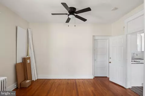 Other - 910 Saint Charles Ave, Baltimore, MD 21229 photo 4 of 17