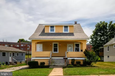910 Saint Charles Ave, Baltimore, MD 21229 photo 1