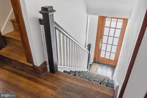 Entry Way - 507 Regester Ave, Baltimore, MD 21212 photo 6 of 11