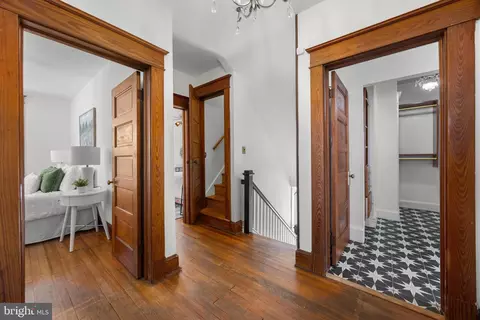 Entry Way - 507 Regester Ave, Baltimore, MD 21212 photo 7 of 11