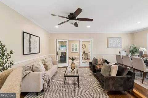 102 Othoridge Rd, Lutherville Timonium, MD 21093