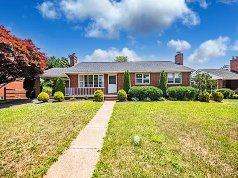 9907 Forge Park Rd, Perry Hall, MD 21128