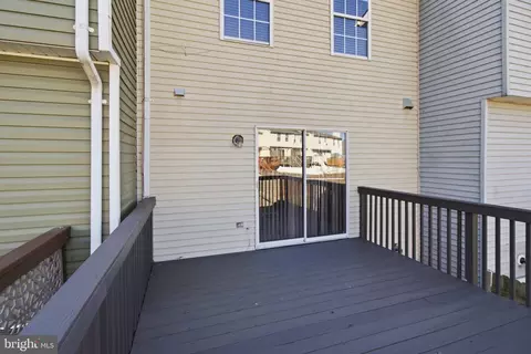 Exterior - 3914 Hunt Harbor Rd, Middle River, MD 21220 photo 3 of 4