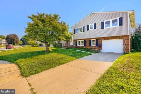 815 Branford Cir, Lutherville Timonium, MD 21093