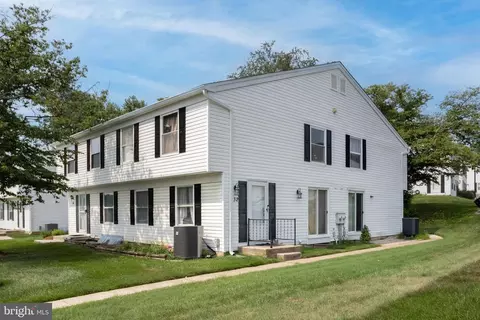 32 Coliston Rd #B, Reisterstown, MD 21136