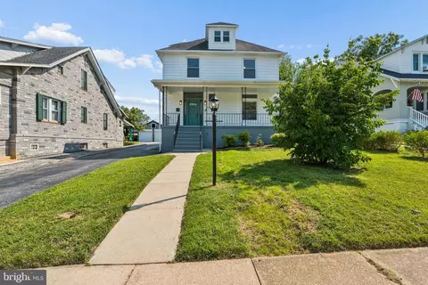 Exterior - 109 Chesley Ave, Baltimore, MD 21206 photo 2 of 7