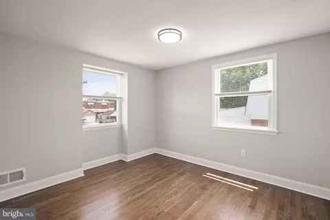 Bedroom - 7 Bladen Rd, Essex, MD 21221 photo 2 of 3
