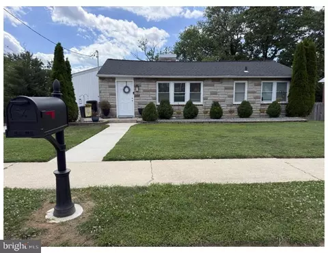 2307 Harford Hills Rd, Parkville, MD 21234
