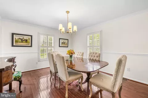 Dining - 13 Barrow Ct, Towson, MD 21204 photo 2 of 6