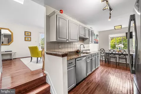 Kitchen - 13 Barrow Ct, Towson, MD 21204 photo 3 of 5