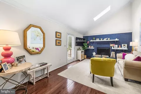 Other - 13 Barrow Ct, Towson, MD 21204 photo 3 of 14