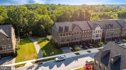 6313 Falconwood St, Middle River, MD 21220