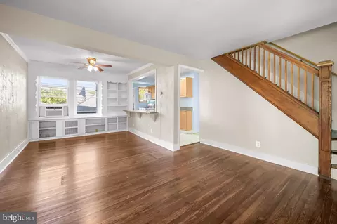 Living - 46 Shipway, Dundalk, MD 21222 photo 3 of 7