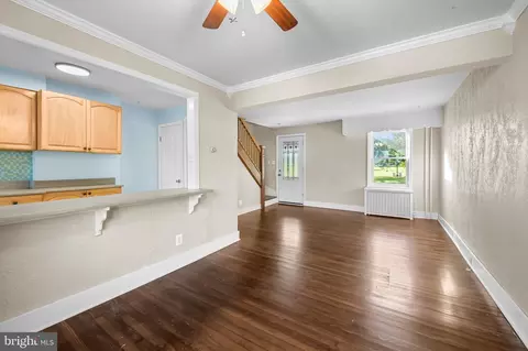 Living - 46 Shipway, Dundalk, MD 21222 photo 7 of 7