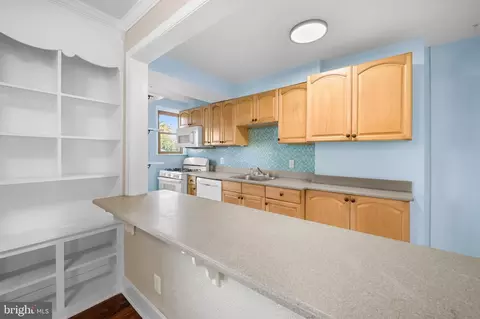 Kitchen - 46 Shipway, Dundalk, MD 21222 photo 1 of 3