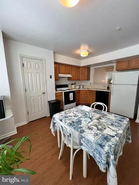 Kitchen - 3936 Tidewood Rd, Middle River, MD 21220 photo 1 of 2