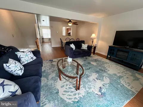 Living - 3936 Tidewood Rd, Middle River, MD 21220 photo 2 of 2