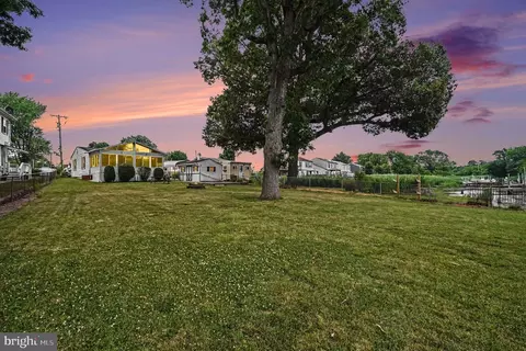 3823 Annadale Rd, Dundalk, MD 21222