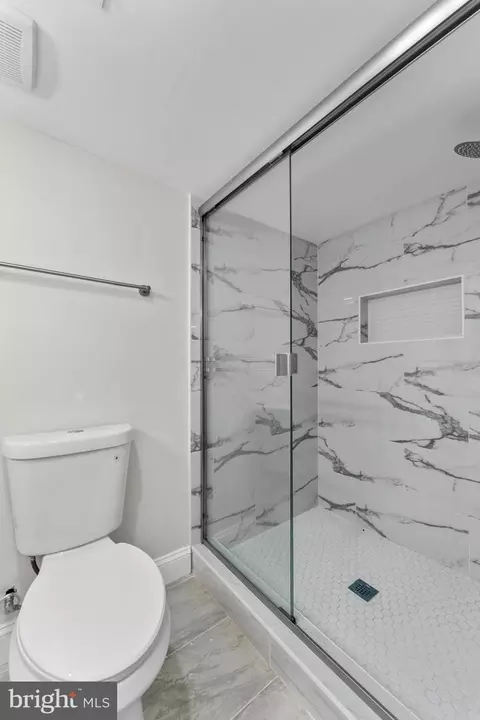 Bath - 8108 Euler Ave, Windsor Mill, MD 21244 photo 7 of 7