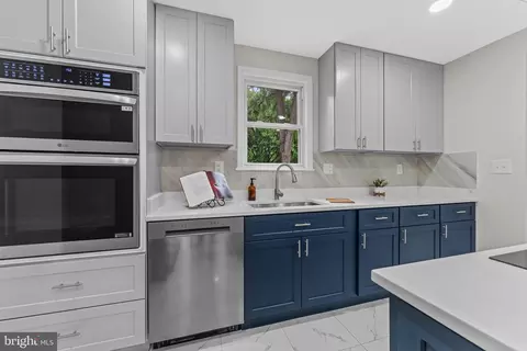 Kitchen - 8108 Euler Ave, Windsor Mill, MD 21244 photo 5 of 5