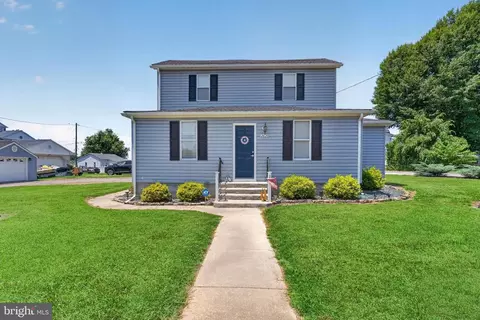 Exterior - 2620 Brannan Ave, Sparrows Point, MD 21219 photo 1 of 8