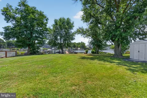 Exterior - 2620 Brannan Ave, Sparrows Point, MD 21219 photo 7 of 8