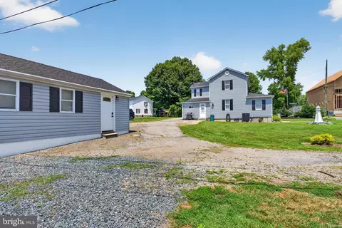 Exterior - 2620 Brannan Ave, Sparrows Point, MD 21219 photo 6 of 8