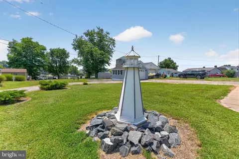 Exterior - 2620 Brannan Ave, Sparrows Point, MD 21219 photo 3 of 8