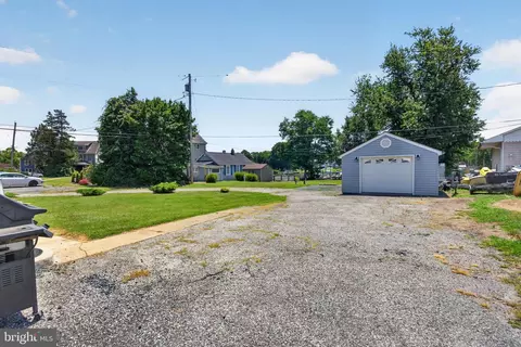 Exterior - 2620 Brannan Ave, Sparrows Point, MD 21219 photo 4 of 8