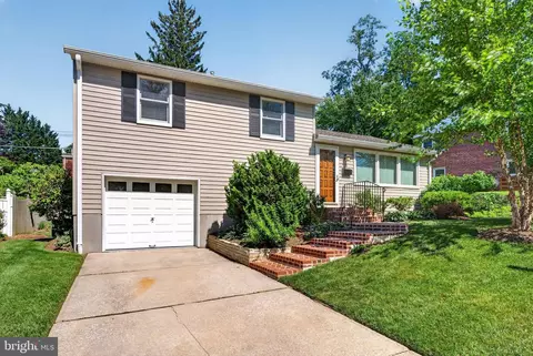 3 N Hilltop Rd, Catonsville, MD 21228